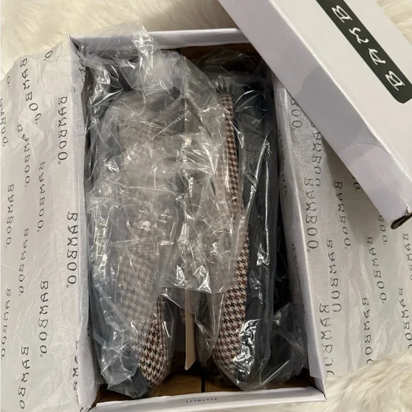 Bamboo Houndstooth Loafers - Brown/Black/Cream, Size 8 - Picture 6 of 6